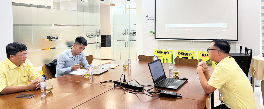 buổi làm việc giữa dekko và hipotech